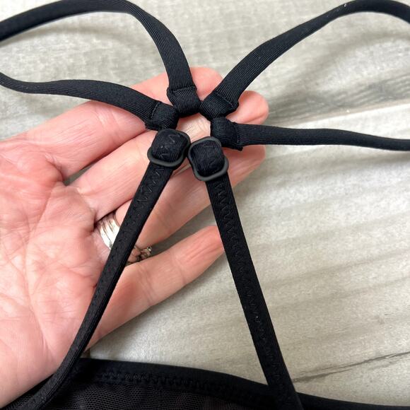 Athleta Bikini Swimsuit Bikini Chest Underwire Support 34D/DD Small - Picture 5 of 7